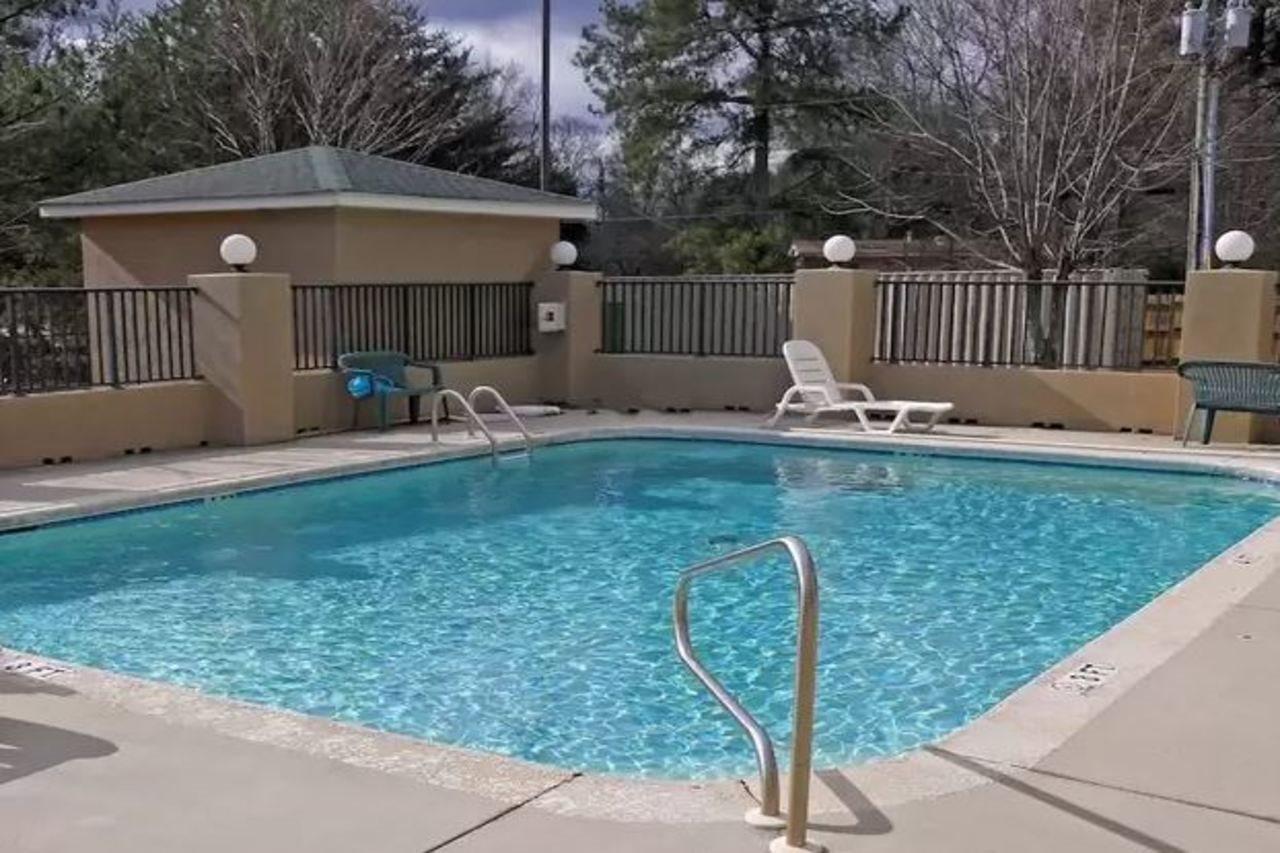 America'S Best Inn & Suites - Decatur Bagian luar foto