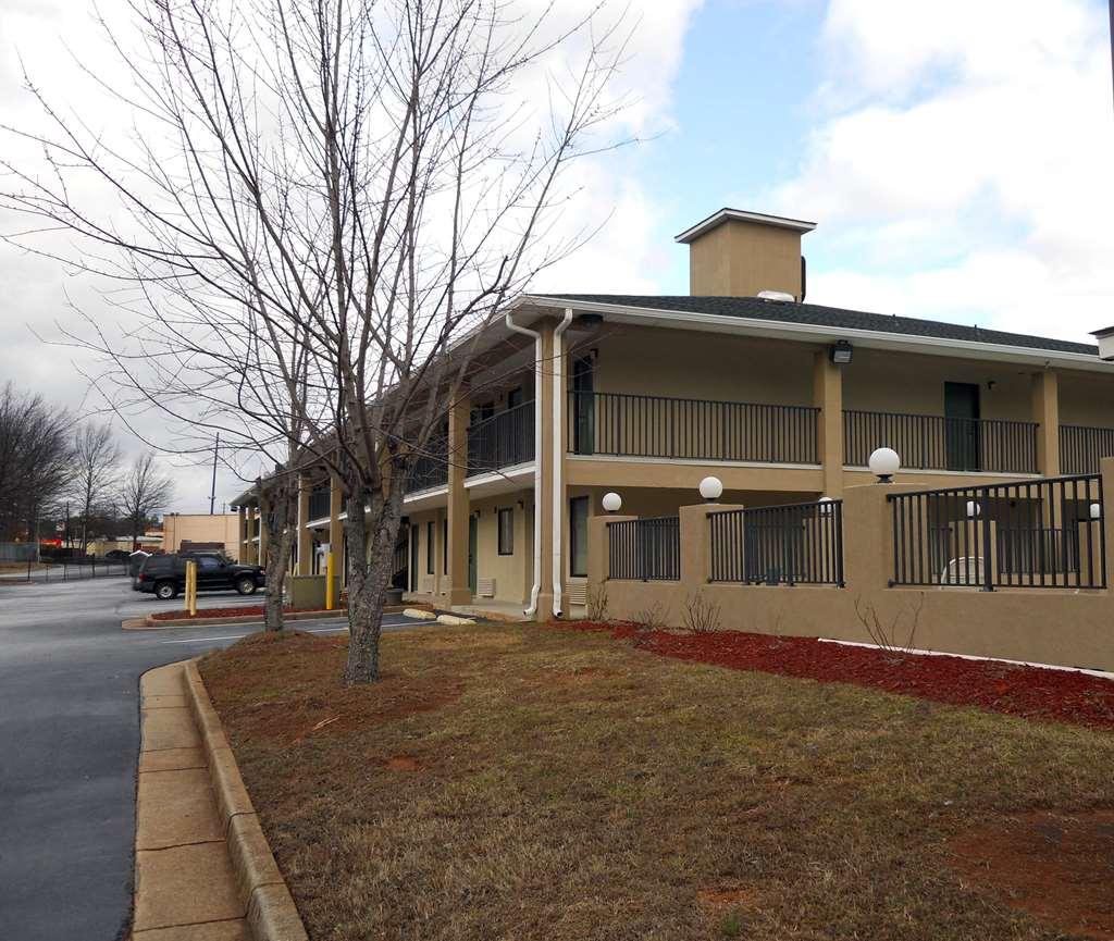 America'S Best Inn & Suites - Decatur Bagian luar foto