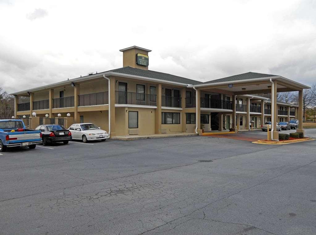 America'S Best Inn & Suites - Decatur Bagian luar foto