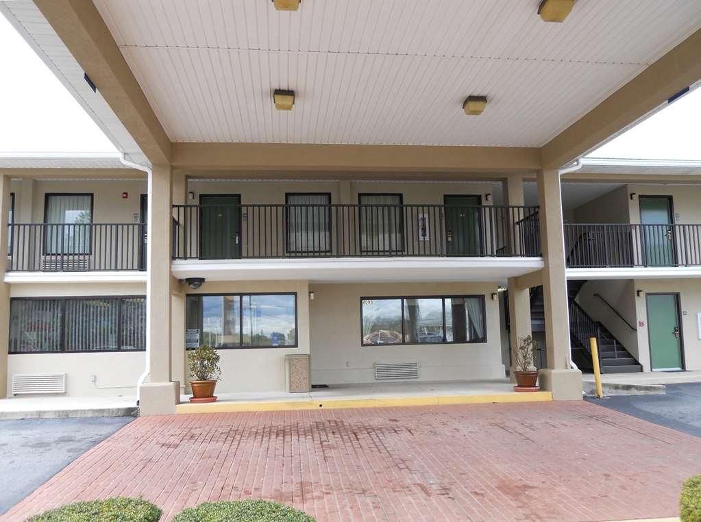America'S Best Inn & Suites - Decatur Bagian luar foto